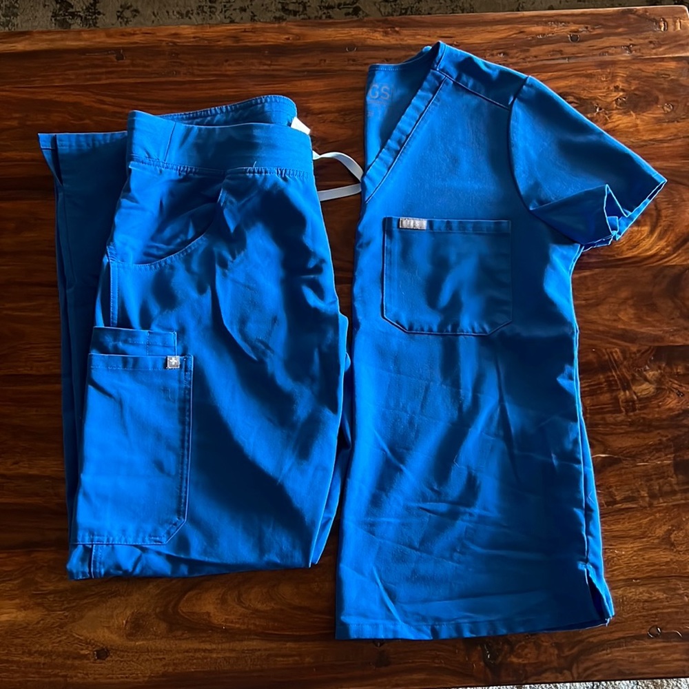 Figs scrubs. Royal blue. Size S top, M bottoms.